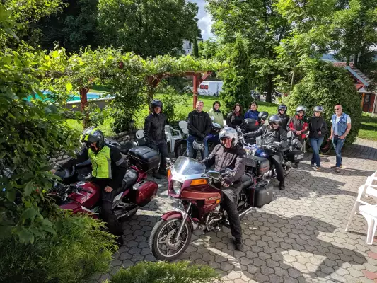 Motorradfahrer wissen das Magyar Route 66 sehr wohl zu finden